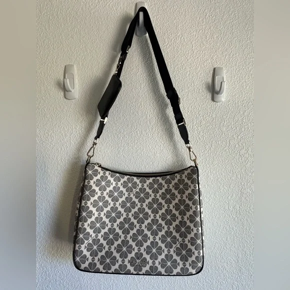 *BUNDLE* NWOT Kate Spade ♠️ Flower Crossbody with Matching Flower Wallet - Picture 2 of 12